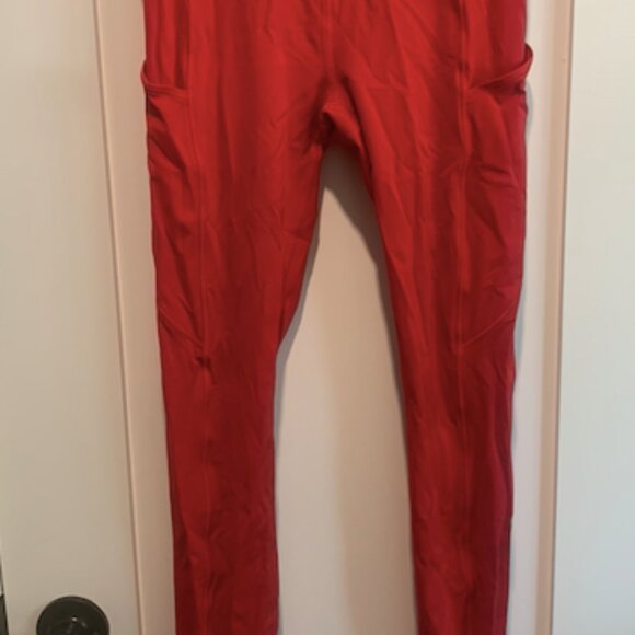 Lululemon Fast and Free high-rise tight 28" (size 4) - Picture 4 of 4